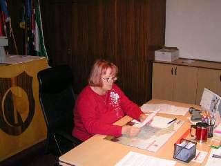 Předsedající přečetla nahlas slib člena zastupitelstva obce.