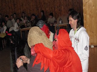 Už ho strká do pytle: