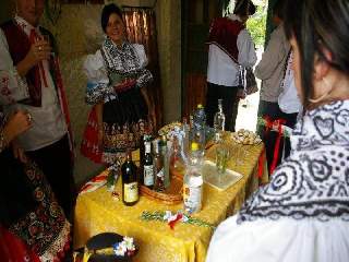 .. jenže co my mezi tím děláme? :)