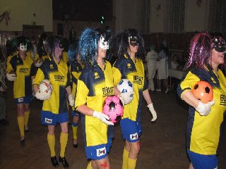 Fotbalové mužstvo senoradských bab: