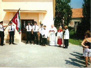 Svěcení zbrojnice.