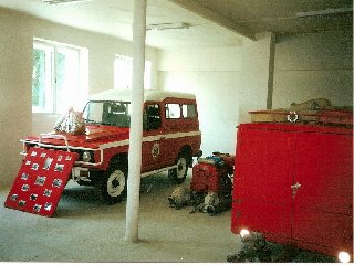 Výstavka techniky a fotografií.