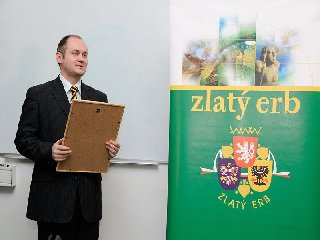 A to už chystá pan hejtman cenu pro naši obec: