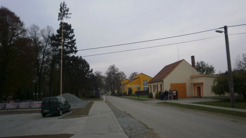 Kácení máje (po hodech 2010)