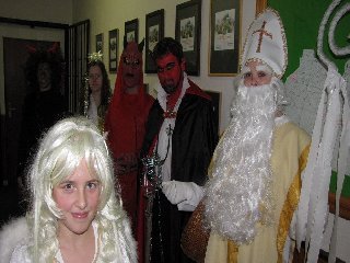 Po Luciferovi dorazil i Mikuláš a andělé: