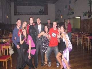 Skupinka posledních vytrvalců: