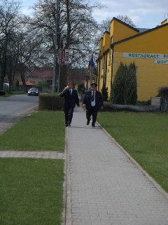 Vlajka se prinesla az na posledni chvili