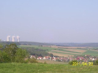 Pohled z Kozénku na Lhánice a Dukovany: