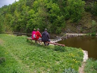 K idyle chybi jen rybarsky prut