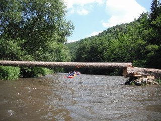Nová lavka před Templákem.