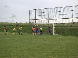 První gól pro Senorady, i když vlastní, počítají se všechny.