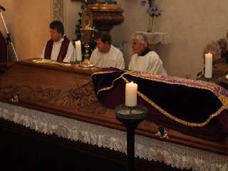 Rakev otce Jana Kabátka: