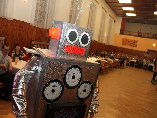 Maska "Robot Bender" (3.místo)