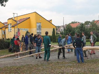 .. připevnit lana ..