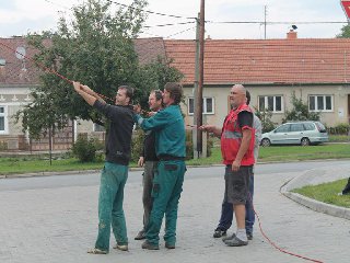 Pak přišla na řadu lana..