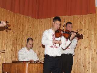 Za minutku bylo naladěno..