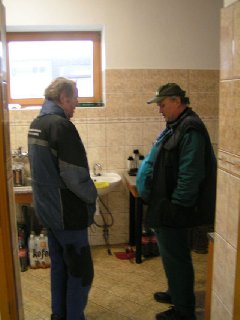 To jsou oni po odmaskování..asi chápete proč mají svá místa v masce pevně daná.-)