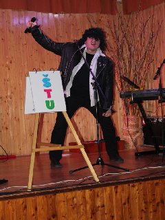 ...také Sagvana Tofiho, který rozparádil především dámskou část publika..