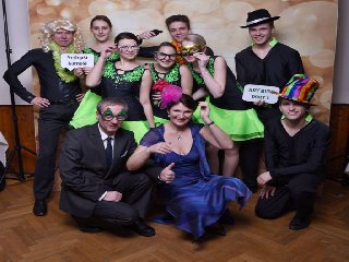 Kolumbijský anebo taky Medellinský kartel Pabla Escobara se zúčastnil ve větším počtu a svůj temperament předvedl i na parketu.-)