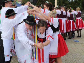 Zavádění a odchod z tanečního parketu.